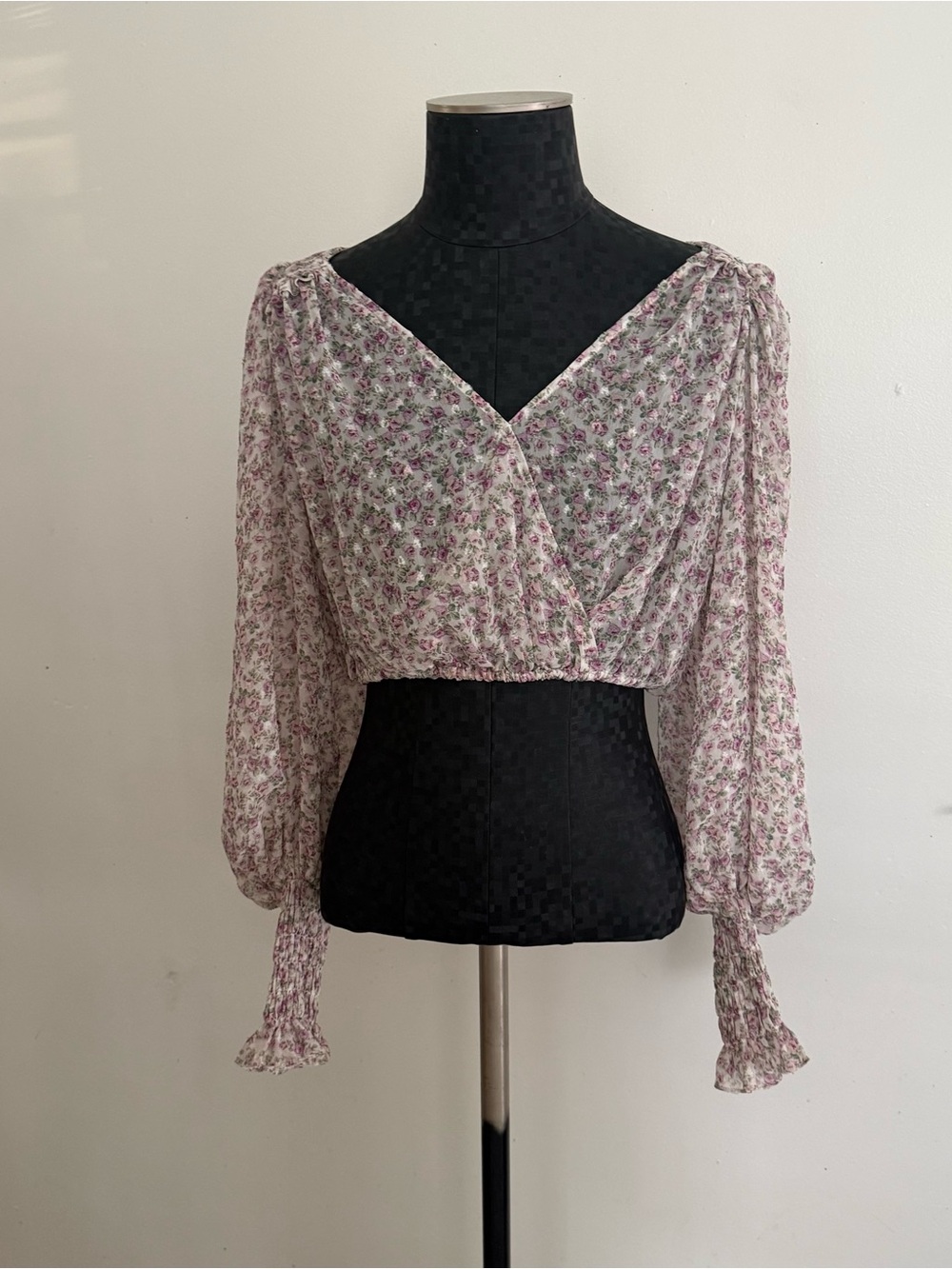For Love & Lemons Floral Print V-Neck Crop Top